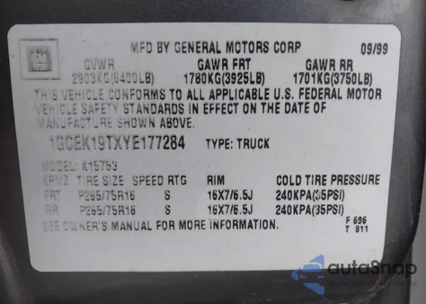 2000 Chevrolet Silverado 1500 Lt из США, поврежденный, VIN 1GCEK19TXYE177284